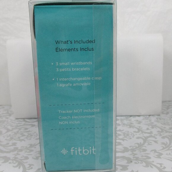 FITBIT Flex Accessory Wristband NIB Size Small - Picture 3 of 4